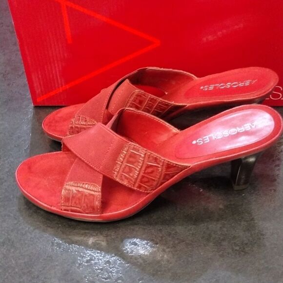 Aerosoles red shoes - Picture 2 of 6